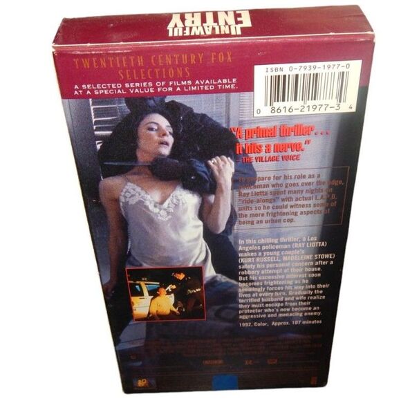 Unlawful Entry 20th Century Fox 1992 vintage VHS movie in original case - Picture 3 of 5